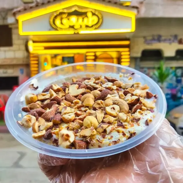 ارز باللبن مكسرات