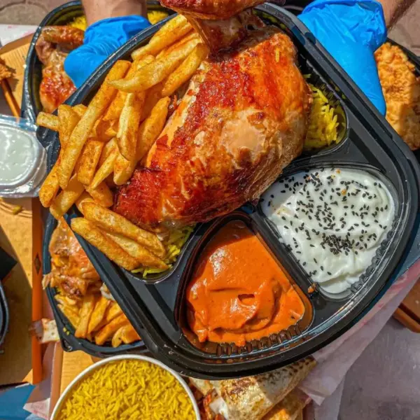 نص دجاجة مشوية مع ارز