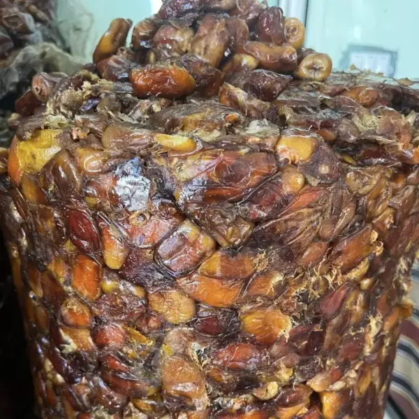 عجوه بلدى